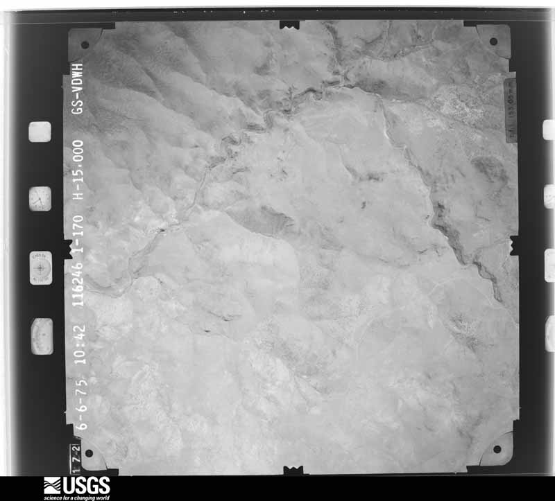 U.S. Geological Survey aerial photograph, 1975-09-01, scale 1:30000