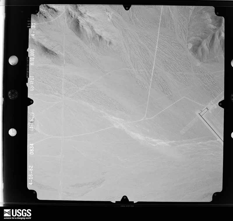 U.S. Geological Survey aerial photograph, 1982-04-16, scale 1:20000