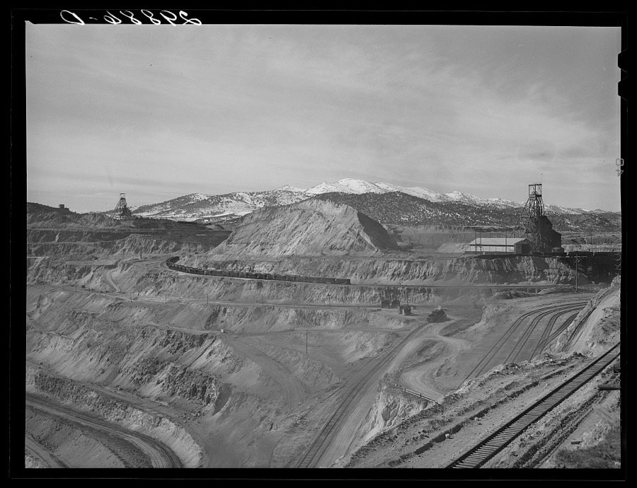 Copper pit. Ruth, Nevada