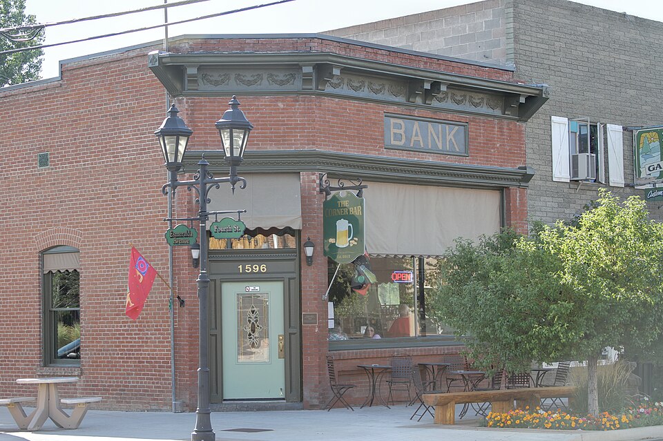 Photograph of Farmer's Bank of Carson Valley