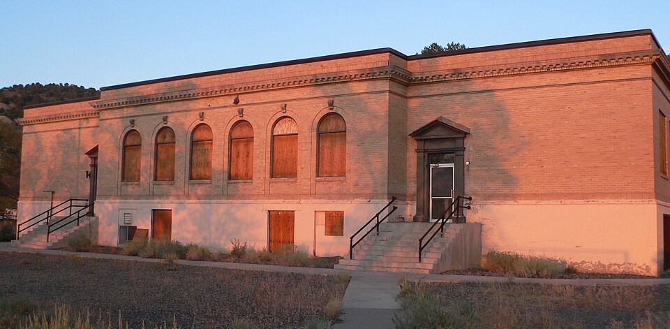Photograph of Lander County High School