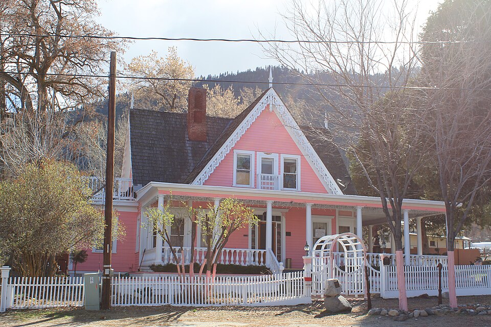 Photograph of Reese-Johnson-Virgin House