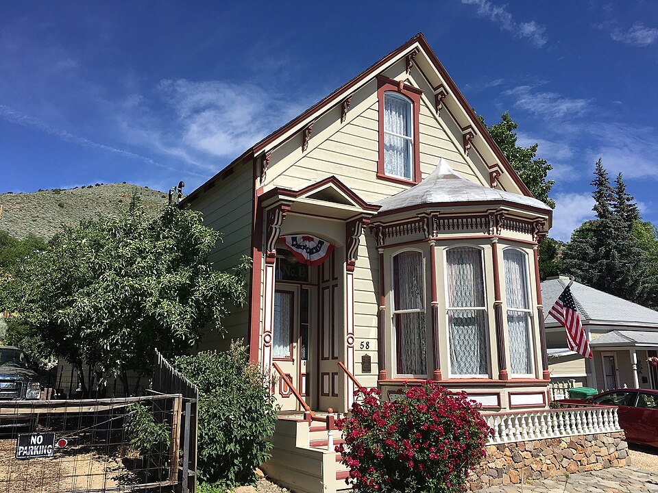 Photograph of Henry Piper House