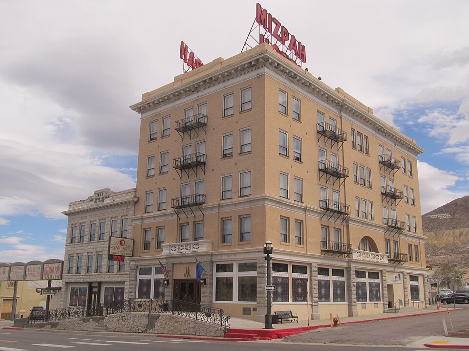 Photograph of Mizpah Hotel