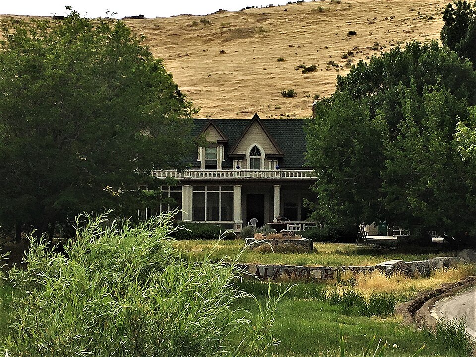 Photograph of Alamo Ranchhouse