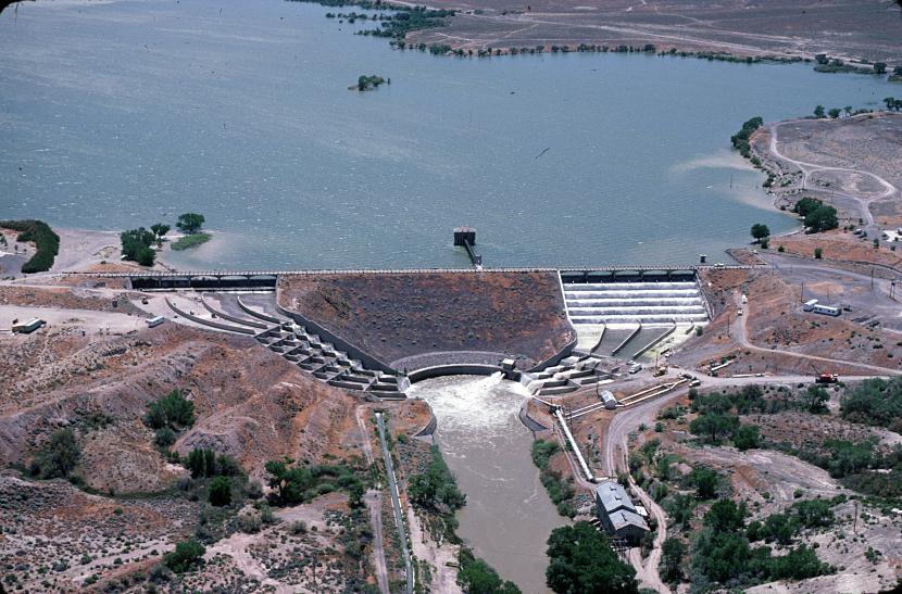 Photograph of Lahontan Dam