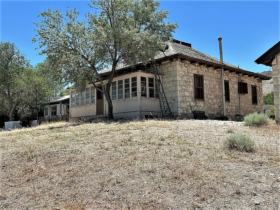 Photograph of E. E. Burdick House