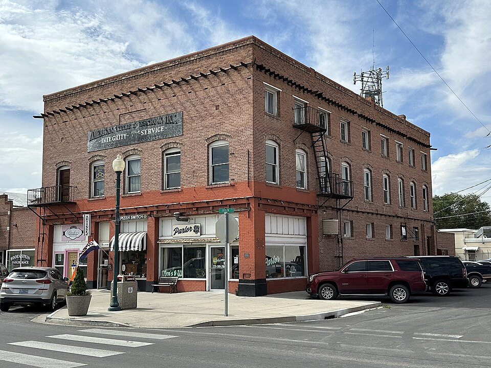 Photograph of I.O.O.F. Building, Mason Valley