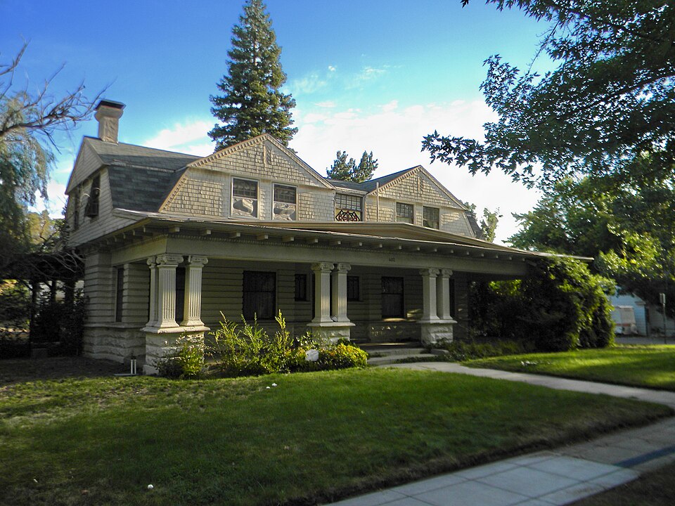 Photograph of Dr. William Henry Cavell House
