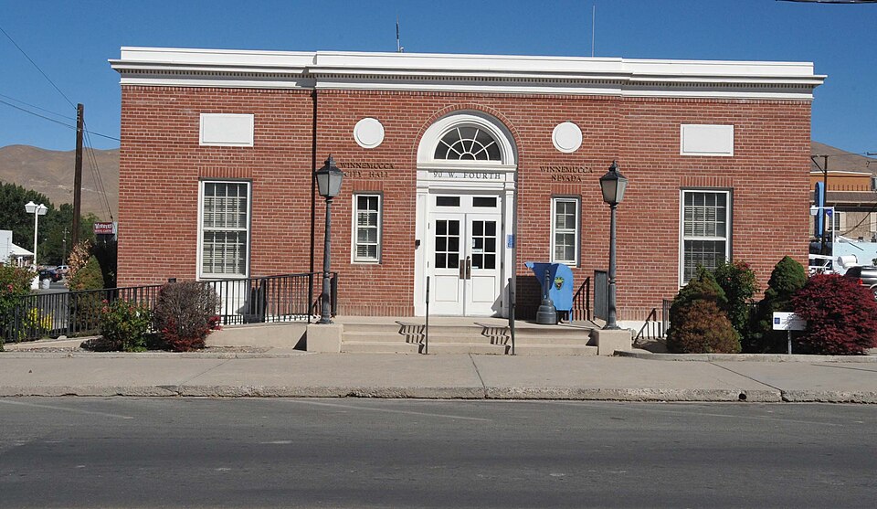 Photograph of Winnemucca Main Post Office