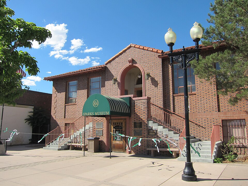 Photograph of Washoe County Library-Sparks Branch
