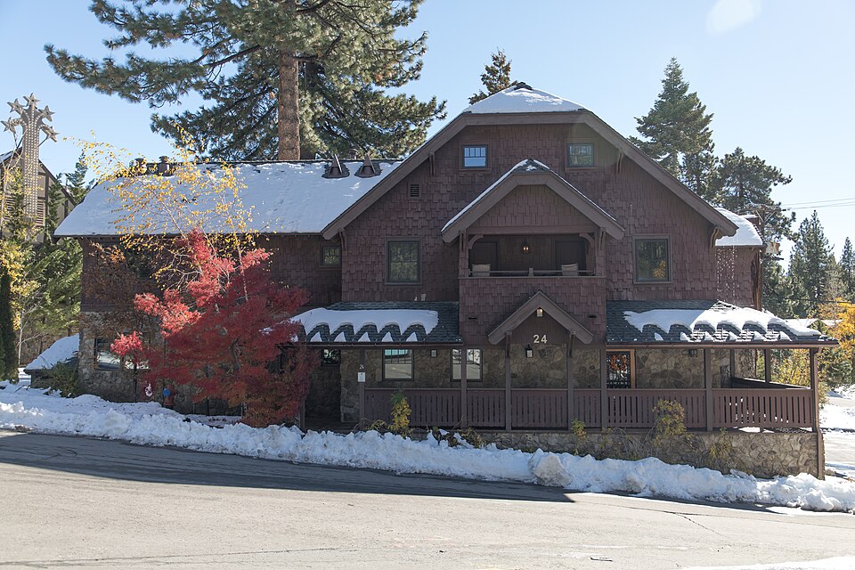Photograph of Cal-Vada Lodge Hotel