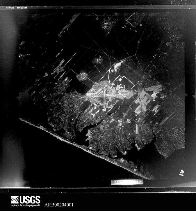 U.S. Geological Survey aerial photograph, 1968-04-20, scale 1:104353