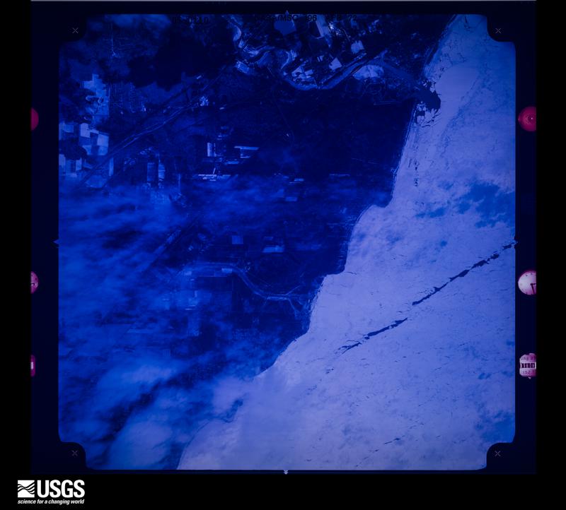 U.S. Geological Survey aerial photograph, 1972-04-05, scale 1:38969
