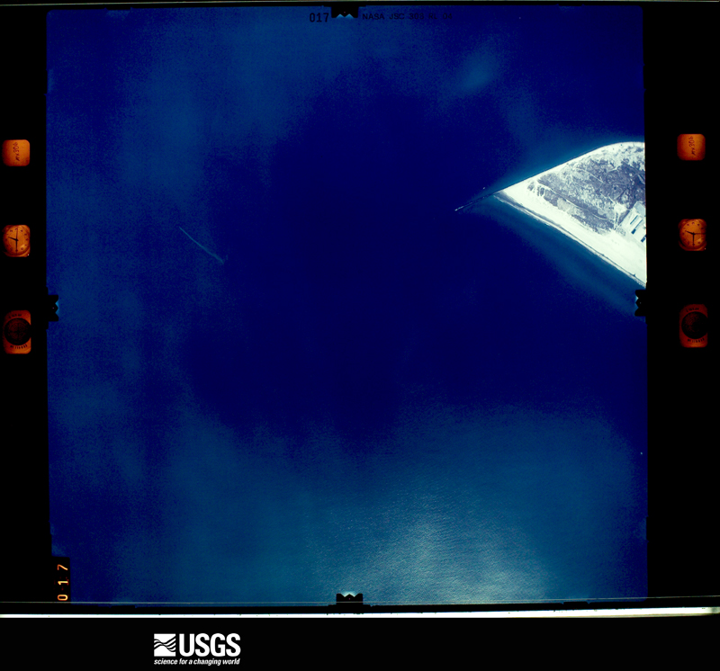 U.S. Geological Survey aerial photograph, 1975-04-10, scale 1:19000