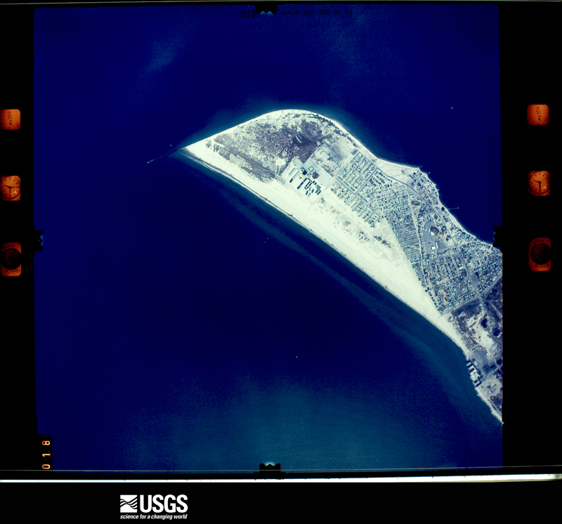 U.S. Geological Survey aerial photograph, 1975-04-10, scale 1:19000