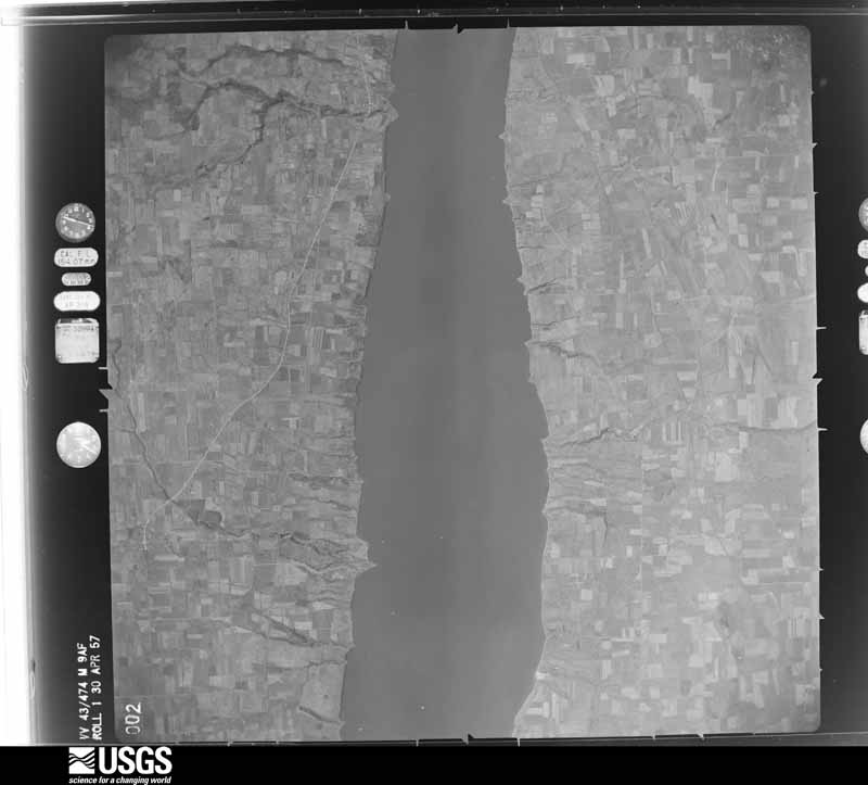 U.S. Geological Survey aerial photograph, 1957-04-30, scale 1:60000