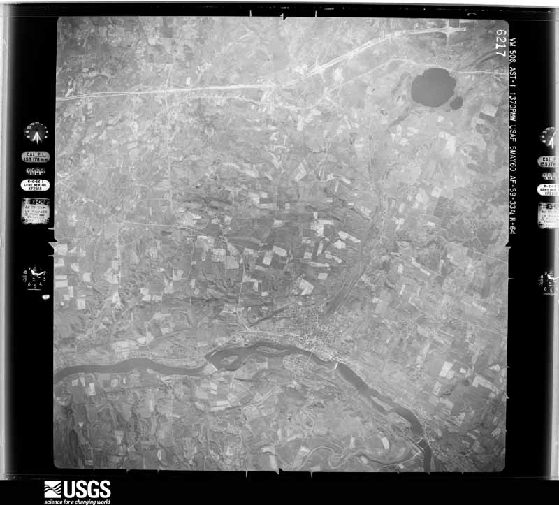 U.S. Geological Survey aerial photograph, 1960-05-01, scale 1:60000