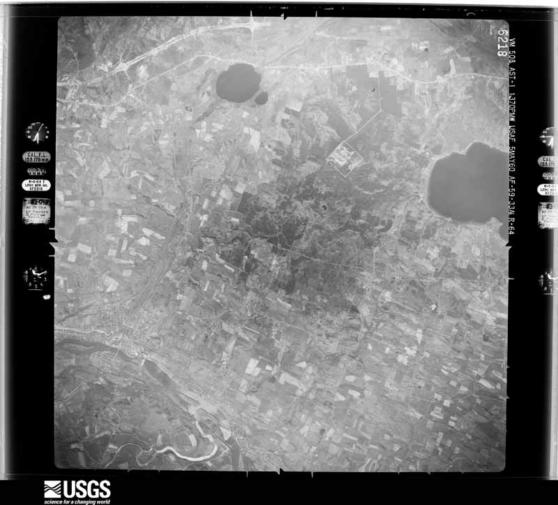 U.S. Geological Survey aerial photograph, 1960-05-01, scale 1:60000