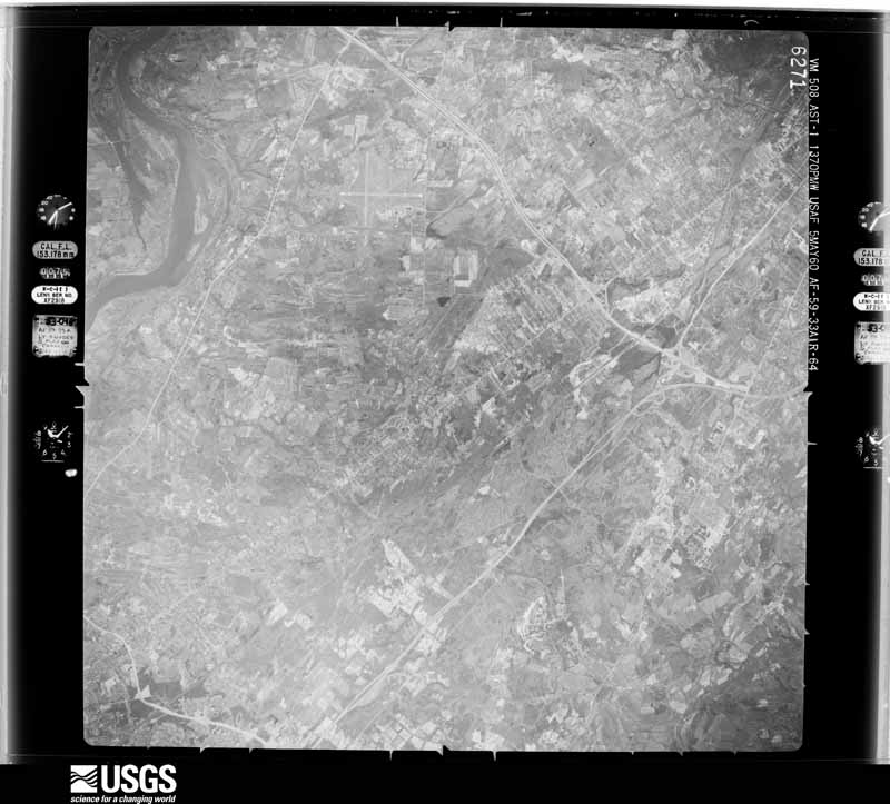 U.S. Geological Survey aerial photograph, 1960-05-01, scale 1:60000