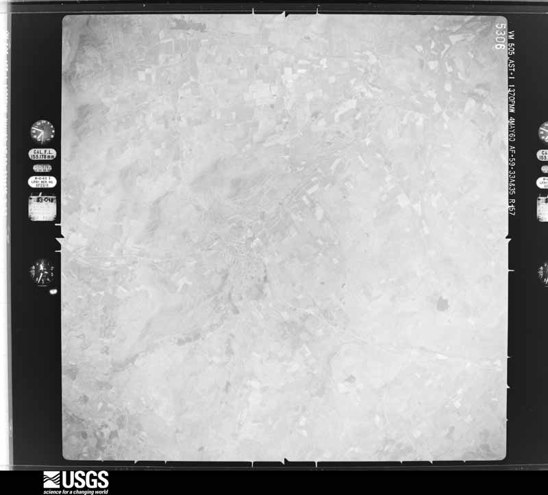 U.S. Geological Survey aerial photograph, 1960-05-04, scale 1:60000