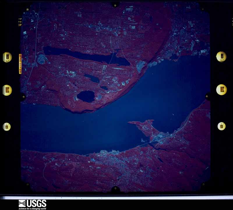 U.S. Geological Survey aerial photograph, 1992-06-16, scale 1:66000