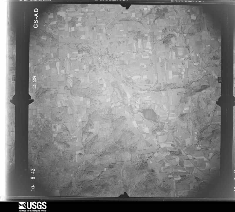 U.S. Geological Survey aerial photograph, 1942-10-08, scale 1:43100