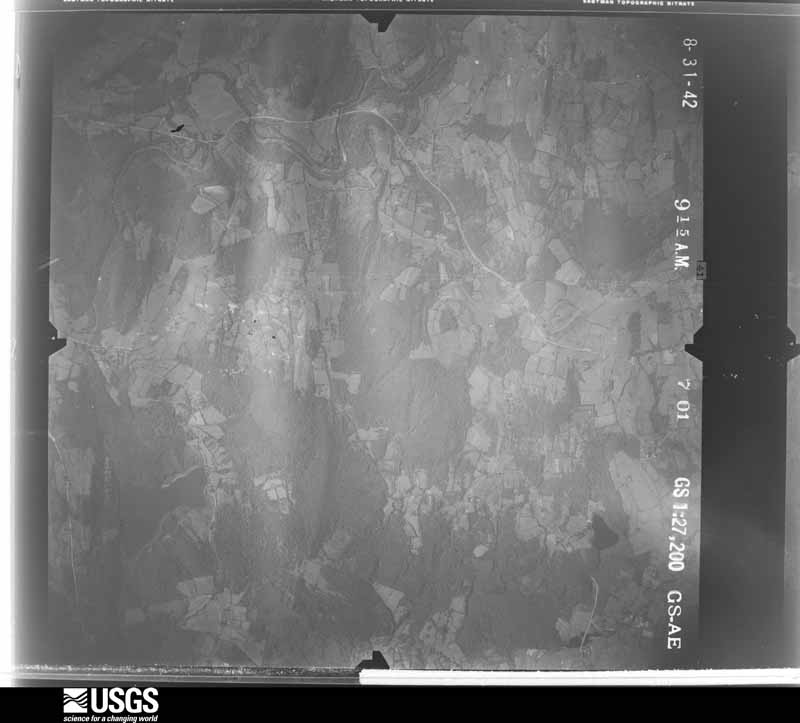 U.S. Geological Survey aerial photograph, 1942-08-31, scale 1:27200