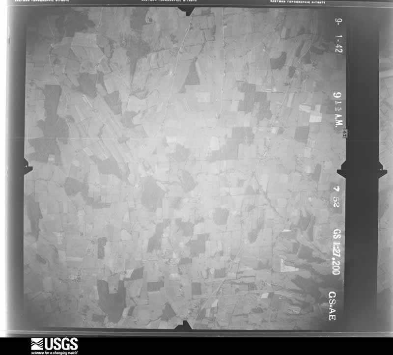 U.S. Geological Survey aerial photograph, 1942-09-01, scale 1:27200