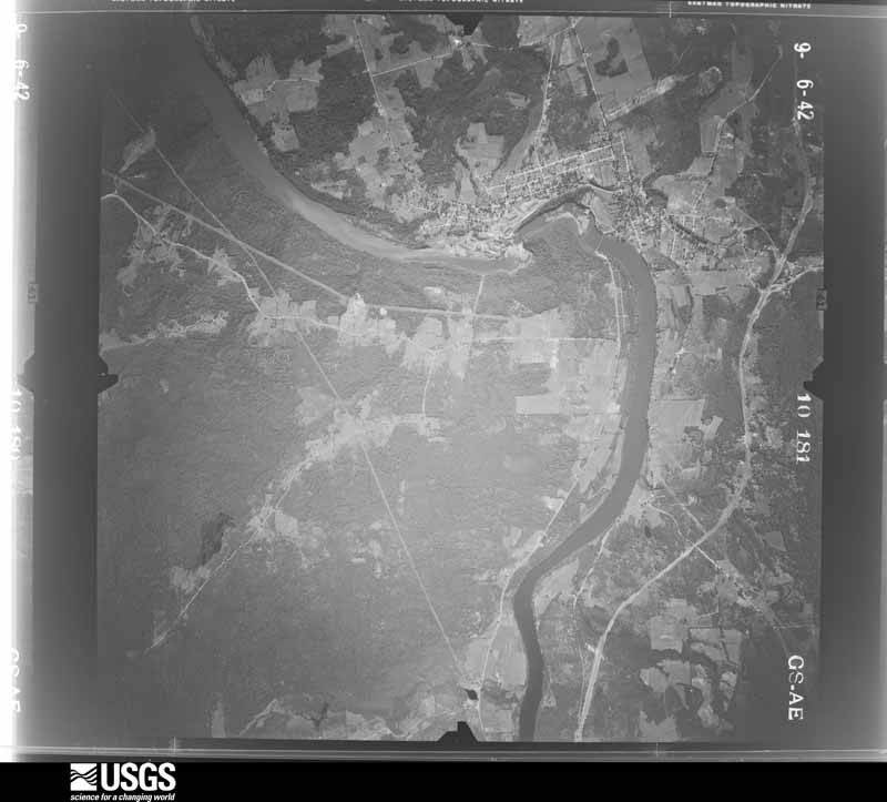 U.S. Geological Survey aerial photograph, 1942-09-06, scale 1:27200