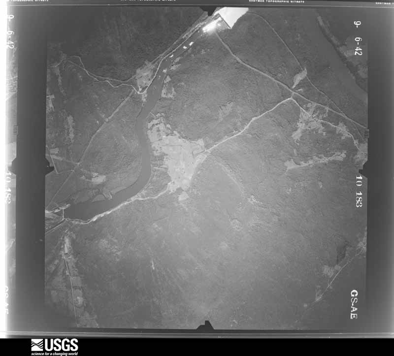 U.S. Geological Survey aerial photograph, 1942-09-06, scale 1:27200