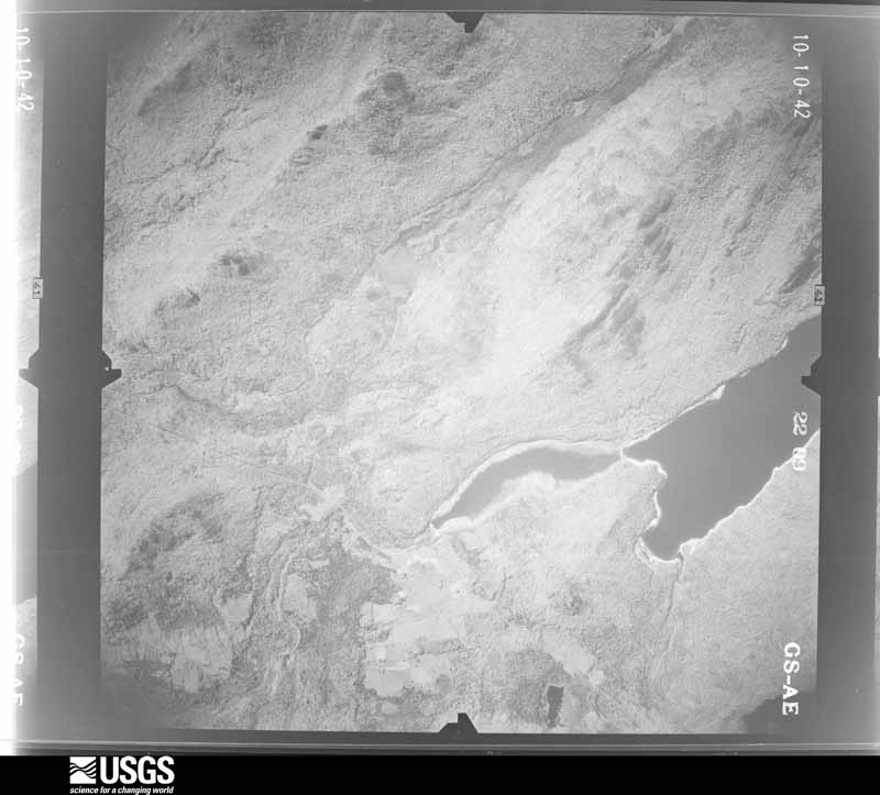 U.S. Geological Survey aerial photograph, 1942-10-10, scale 1:27200