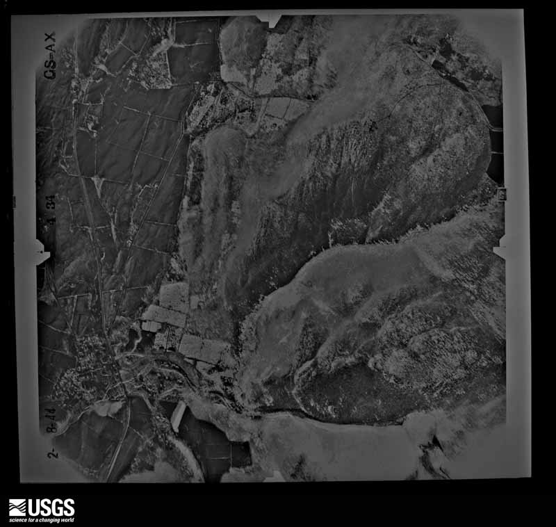 U.S. Geological Survey aerial photograph, 1944-02-08, scale 1:13600