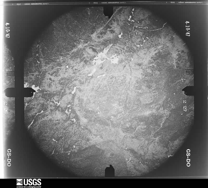 U.S. Geological Survey aerial photograph, 1947-04-10, scale 1:51000