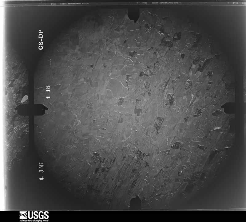 U.S. Geological Survey aerial photograph, 1947-04-03, scale 1:35400