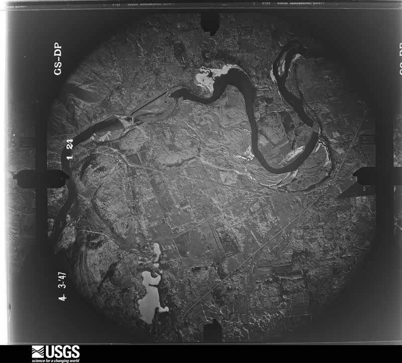 U.S. Geological Survey aerial photograph, 1947-04-03, scale 1:35400