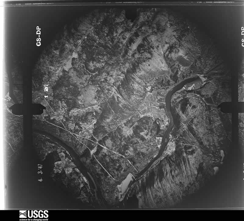 U.S. Geological Survey aerial photograph, 1947-04-03, scale 1:35400