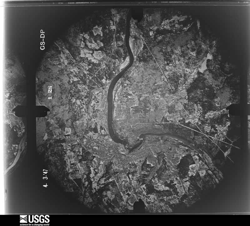 U.S. Geological Survey aerial photograph, 1947-04-03, scale 1:35400
