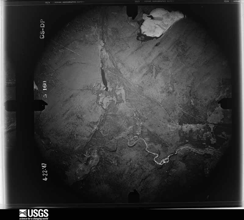 U.S. Geological Survey aerial photograph, 1947-04-22, scale 1:35400