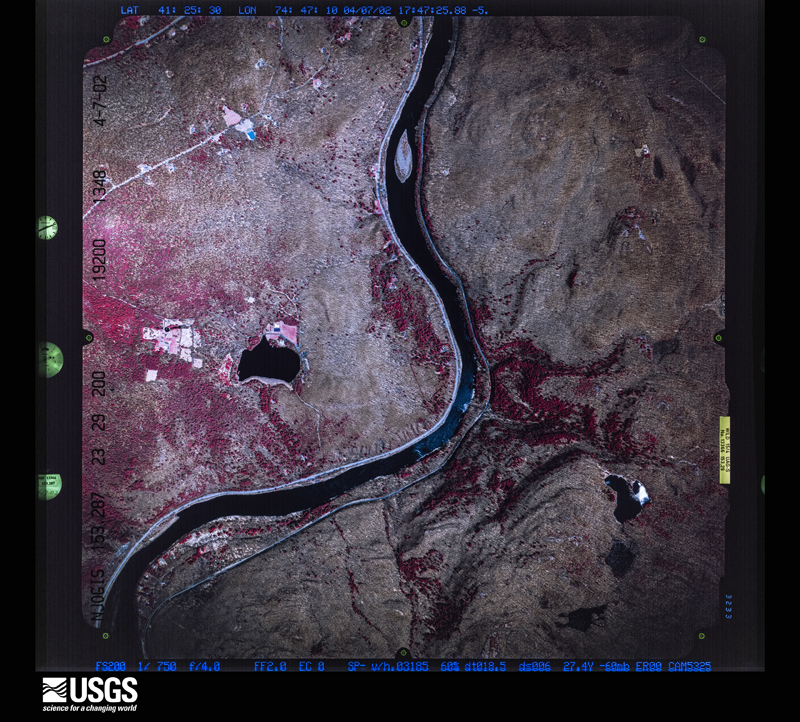 U.S. Geological Survey aerial photograph, 2002-04-07, scale 1:19200