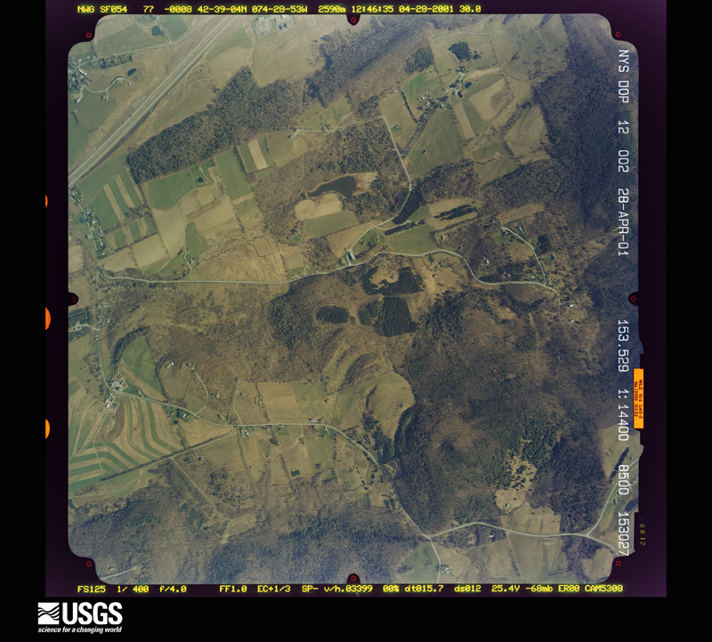 U.S. Geological Survey aerial photograph, 2001-04-28, scale 1:14400