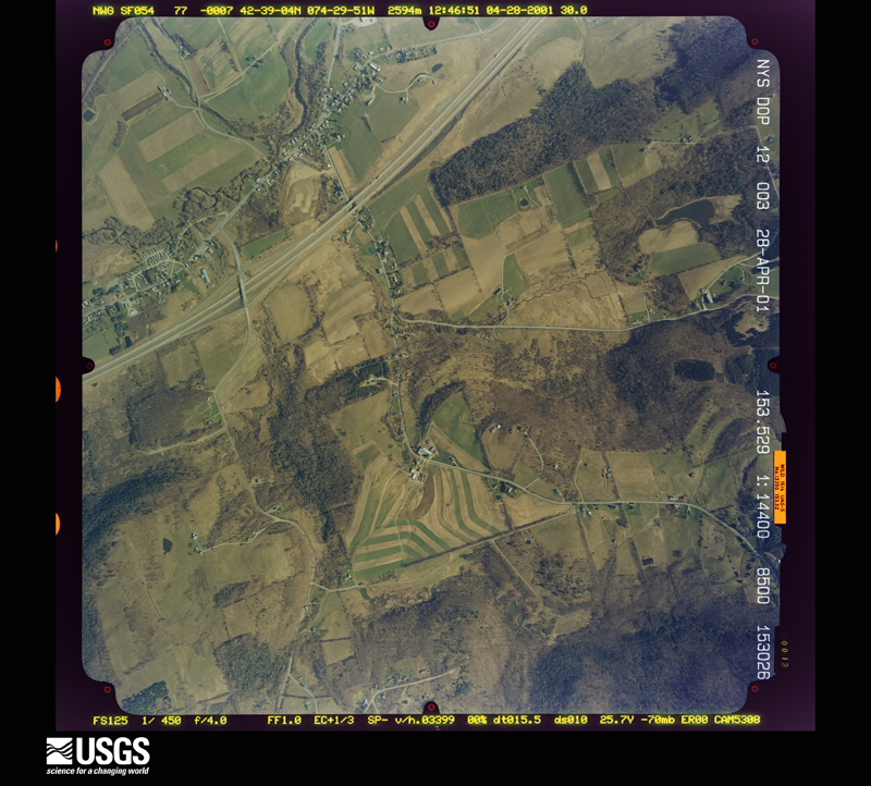 U.S. Geological Survey aerial photograph, 2001-04-28, scale 1:14400