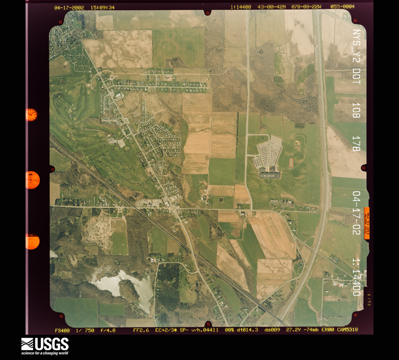 U.S. Geological Survey aerial photograph, 2002-04-17, scale 1:14400