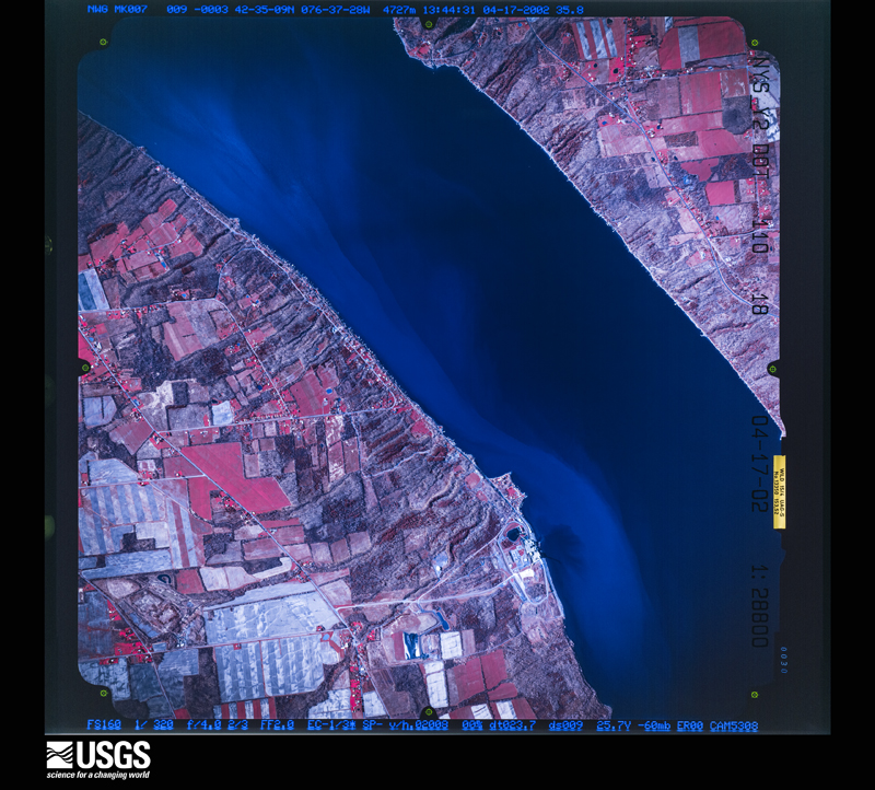 U.S. Geological Survey aerial photograph, 2002-04-17, scale 1:28800