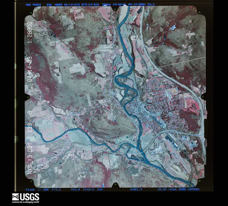 U.S. Geological Survey aerial photograph, 2003-04-14, scale 1:28800