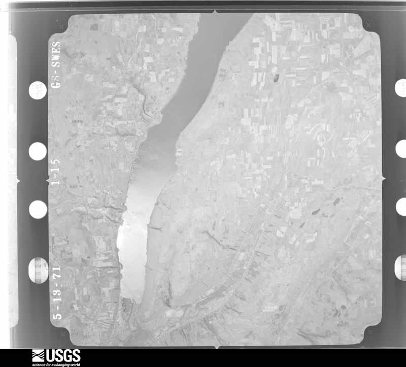 U.S. Geological Survey aerial photograph, 1971-05-13, scale 1:68500