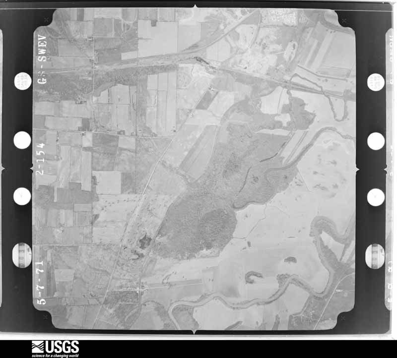 U.S. Geological Survey aerial photograph, 1971-05-07, scale 1:20500
