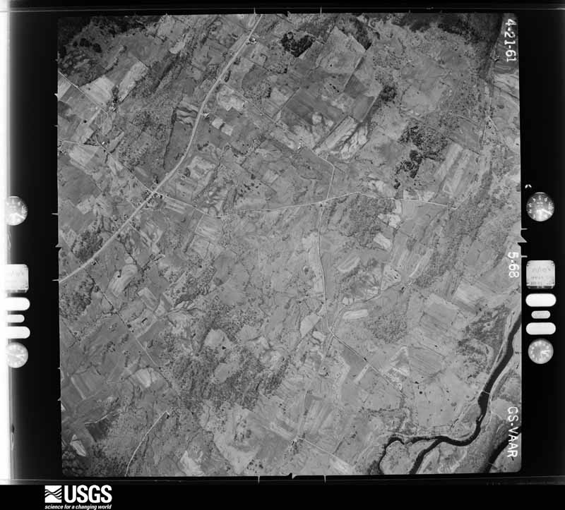 U.S. Geological Survey aerial photograph, 1961-04-21, scale 1:19000
