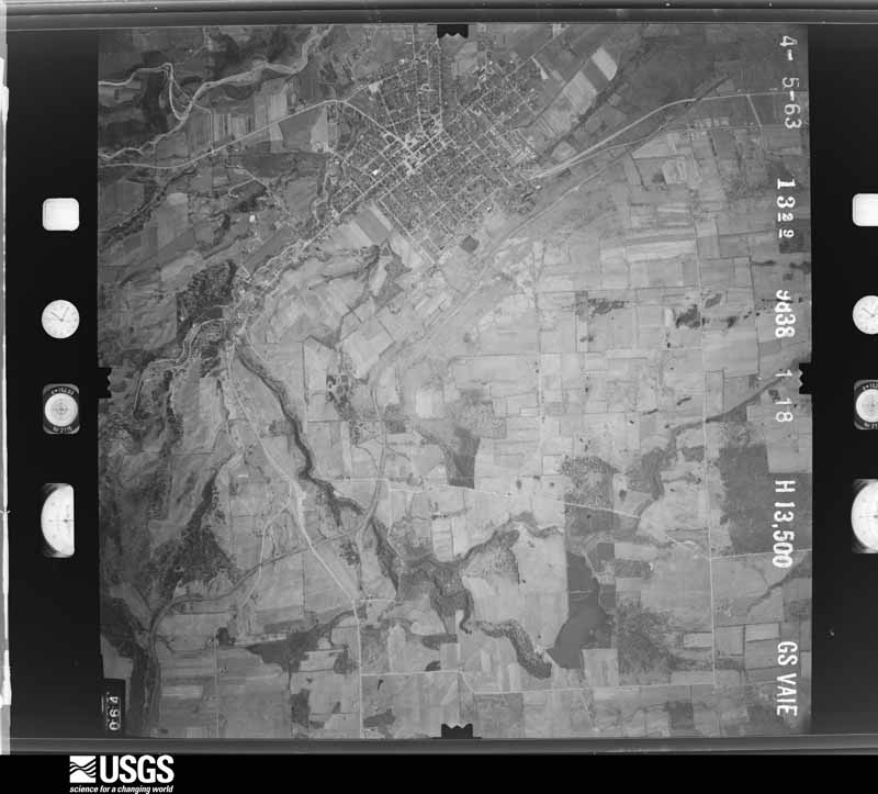 U.S. Geological Survey aerial photograph, 1963-04-05, scale 1:27000