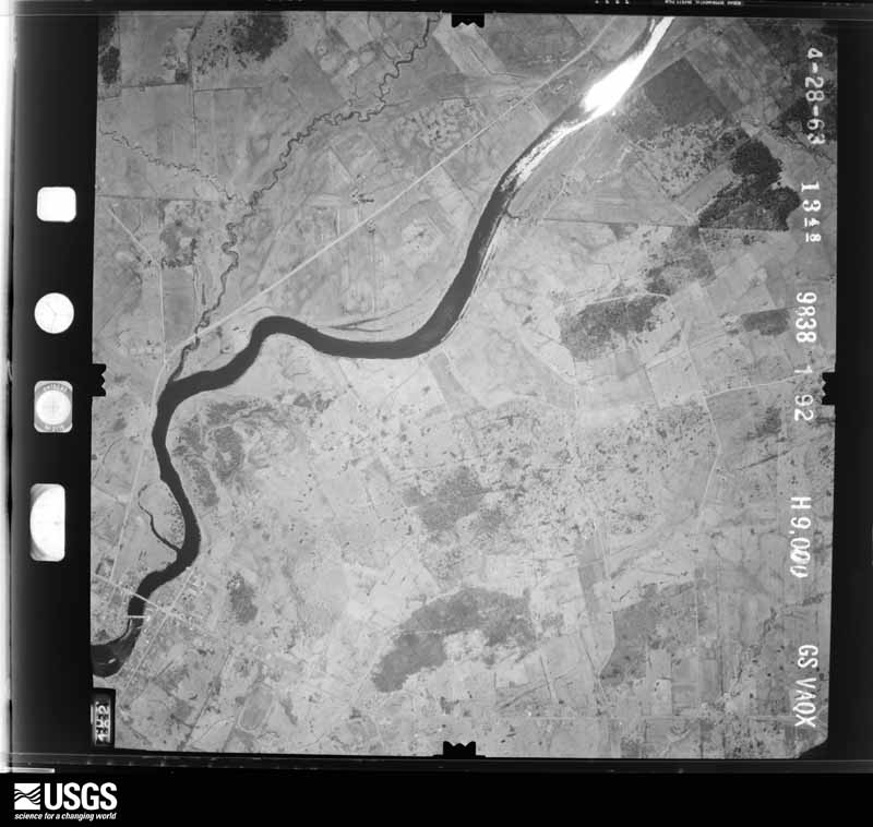 U.S. Geological Survey aerial photograph, 1963-04-28, scale 1:18000